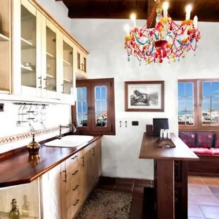 Stunning 3-bed House Semesterbostad *
